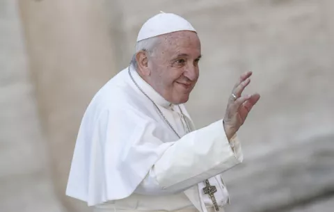 El papa Francisco cataloga el chisme como una forma de 'terrorismo'