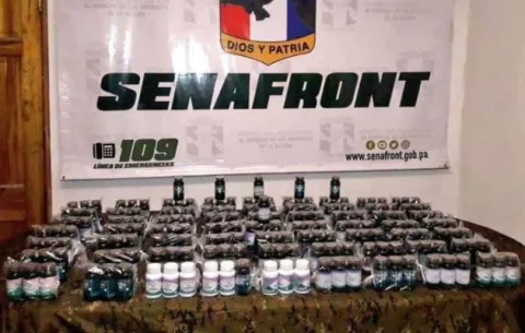 Decomisan 195 frascos de suplementos alimenticios en Paso Canoas