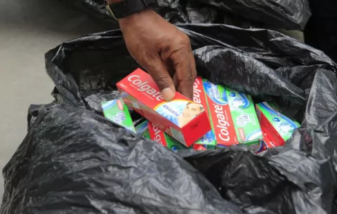 Minsa decomisa más pastas dentales con dietilenglicol en la Avenida Central