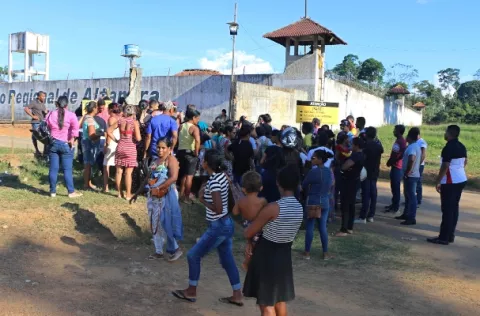 Pelea entre bandas carcelarias deja 57 muertos en Brasil