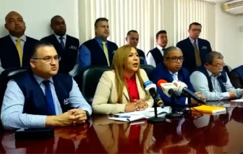 Abogados exigen el cierre del penal de Punta Coco