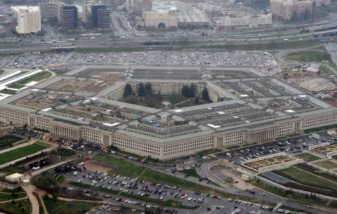  Armada de EE.UU. quiere aumentar uso de inteligencia artificial en choques armados 