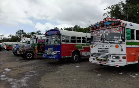 Complicaciones para trasladar peregrinos en La Chorrera y Arraiján hacia la capital 