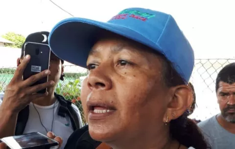 Periodista liberada en Barú durmió en piso de cemento mientras estuvo detenida 