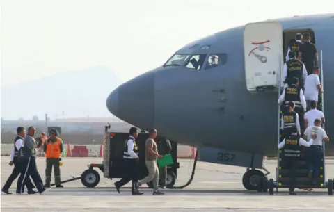 Perú expulsa a casi medio centenar de ciudadanos venezolanos