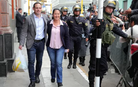 Al llegar al juzgado, Keiko Fujimori  dice que "escuchará todas las mentiras del fiscal"