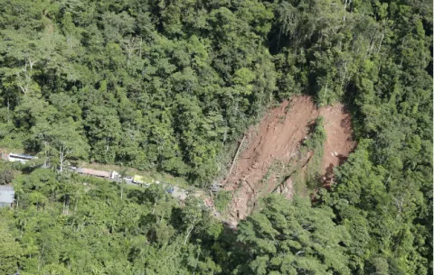 Al menos un muerto y once heridos en Perú por el terremoto de magnitud 7,5