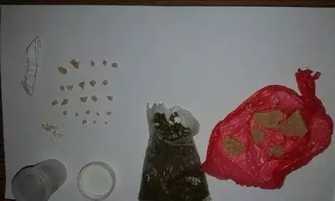 Capturan a sujeto con presunta droga en Bocas