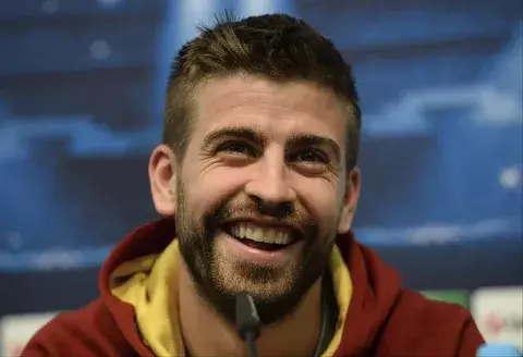 Piqué estará dos semanas de baja por una lesión en el gemelo