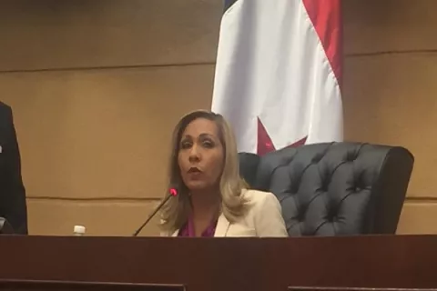 Diputados cambian horarios de sesiones en medio de la campaña política 