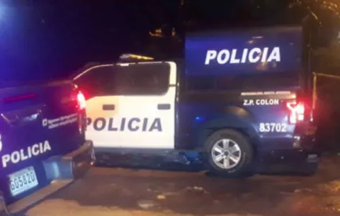 Otro incidente presuntamente emocional con un policía armado en Colón 