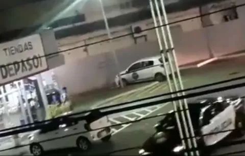 Investigan hecho registrado en comercio de Vía Brasil y que involucra a vehículo policial