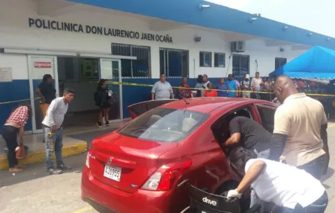 Críticas contra la ATTT en Colón por no reparar semáforo donde ocurrió tragedia vehicular 