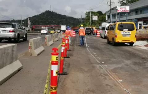 Postergan desvíos provisionales por ampliación de vías debido a las lluvias 