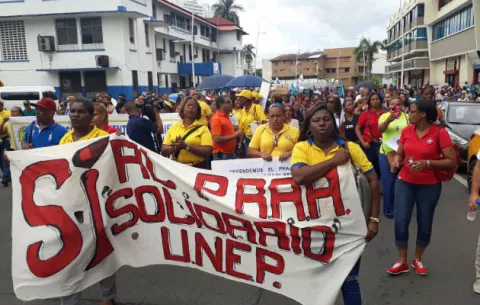 Clases se desarrollan de forma irregular, tras llamado a paro de gremios docentes 