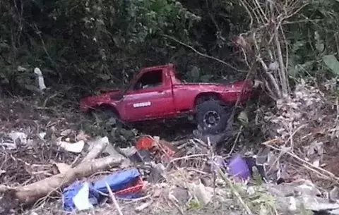 Vehículo cayó en un precipicio en Bocas del Toro