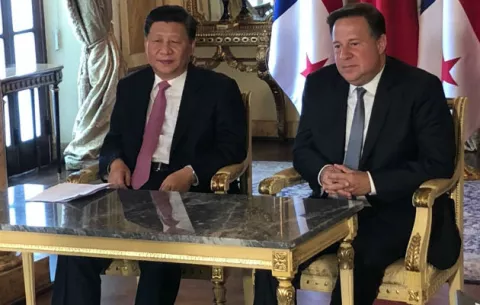  Xi Jinping augura buen porvenir en relaciones entre Panamá y China 