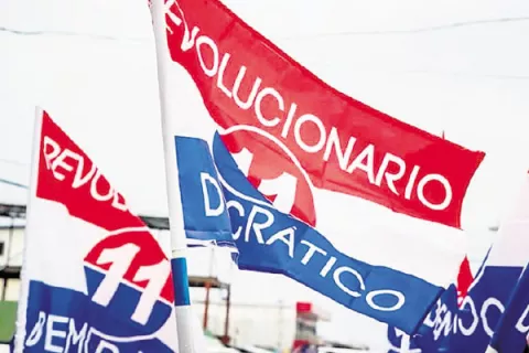 Precandidatos  del PRD  sin rendir informes