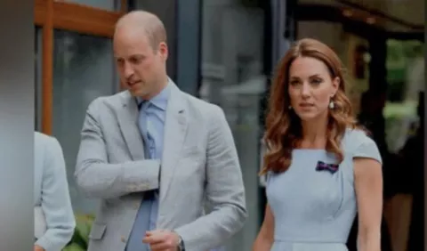 Los duques de Cambridge viajaron con sus hijos en vuelos comerciales 