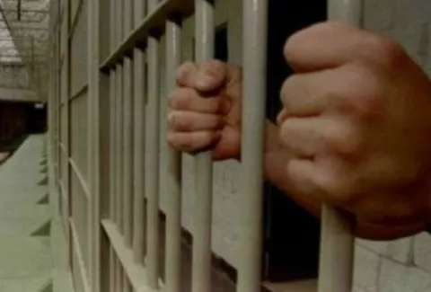 Insólito: Justicia italiana absuelve a dos violadores porque la víctima era fea