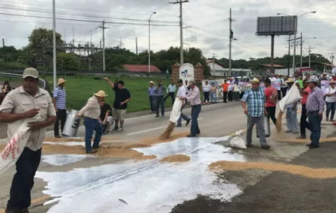 Productores van a las calles el próximo 25 de octubre, ante falta de respuesta del Gobierno Nacional