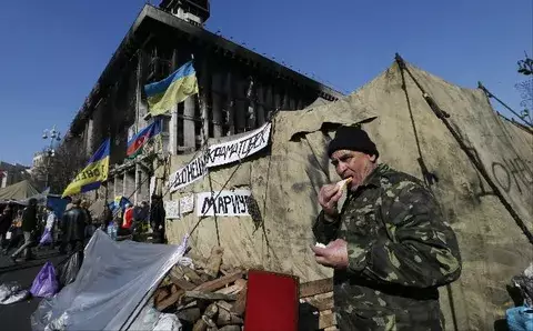 Tropas rusas toman el principal hospital militar ucraniano en Crimea