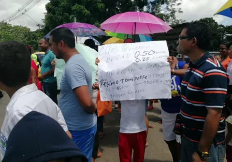 Protestan en Nuevo Chorrillo por alza del pasaje hacia Lluvia de Bendiciones