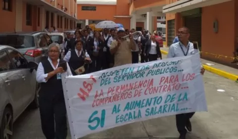 Funcionarios del Hospital Santo Tomás esperan reunirse hoy con la ministra Rosario Turner