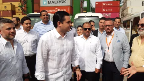 Gobierno instala el Gabinete Logístico en medio de conflicto laboral en puerto de Balboa