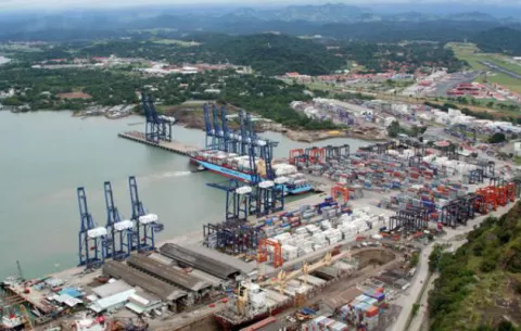 Mec Shipyards que opera el Astillero MEC despide 40 trabajadores por difícil situación económica 
