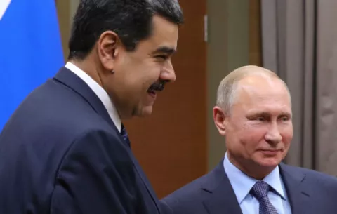 Maduro cierra contratos con Rusia por valor de más de 6.000 millones dólares