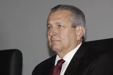 Ministro Quijano viaja a Colombia para abordar temas sobre el TLC 