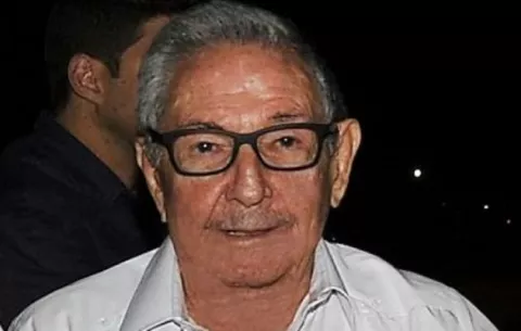 EE.UU. sanciona a Raúl Castro por "violaciones de derechos" y su apoyo a Maduro