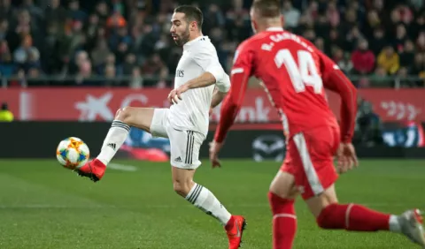 Benzema mete al Real Madrid en las semifinales de la Copa del Rey