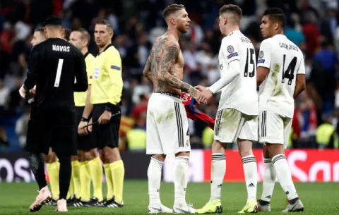  Real Madrid es despedido con silbidos en el  Bernabéu 