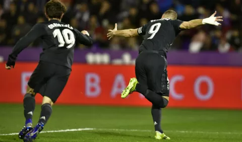 Benzema se reencuentra con el gol y el Madrid con la victoria