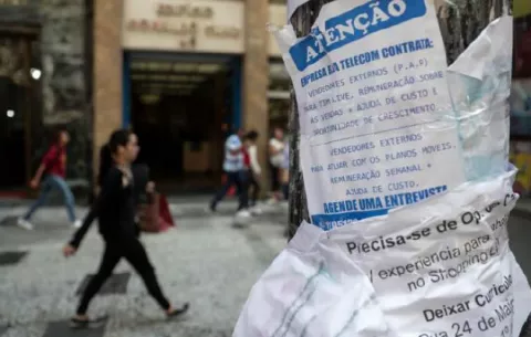Vaticinan una  nueva baja en el producto interno bruto de Brasil 