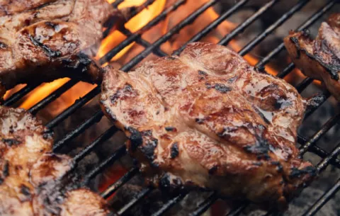 Conozca cómo asar carne sin riesgo de cáncer