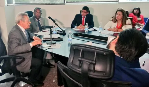Inician las consultas a las reformas constitucionales