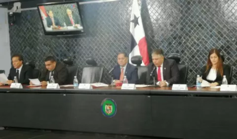 Buscan unificar proyectos para reformar reglamento interno de la Asamblea Nacional