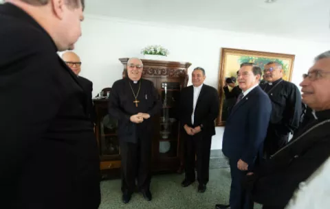 Iglesia Católica muestra interés de trabajar en conjunto con Laurentino Cortizo "por el bien del país"