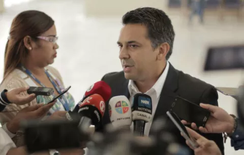Ricardo Lombana recibió miles de dólares en viáticos cuando fue cónsul de Panamá en Washington