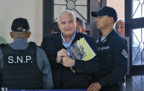Defensa de Ricardo Martinelli expondrá violaciones a derechos humanos del expresidente