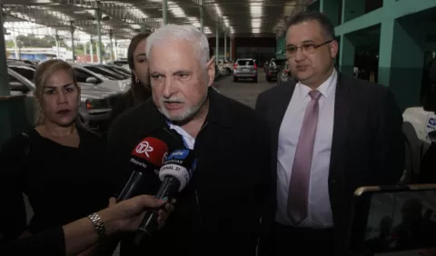 Abogados de Ricardo Martinelli presentan oposición a acción de querellantes