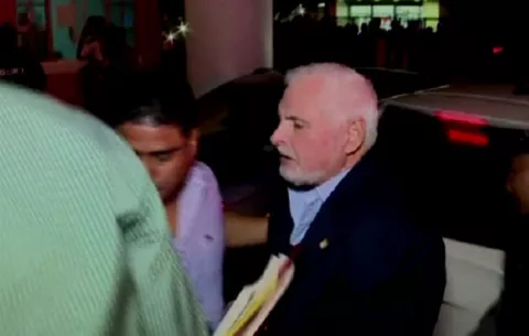 Detienen audiencia por recaída de Ricardo Martinelli