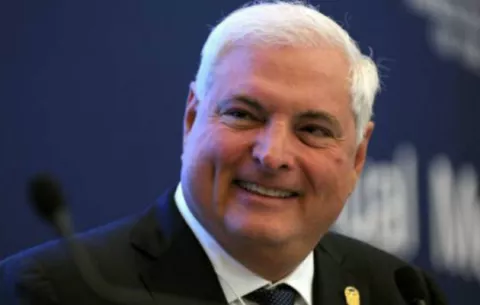 Ricardo Martinelli se mantiene como un  perseguido político
