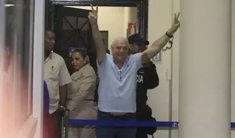 Ricardo Martinelli puede asumir resto del proceso en libertad
