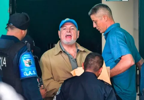 Tribunal de Juicio accede a la petición de Ricardo Martinelli para agilizar la audiencia en el caso 'pinchazos'