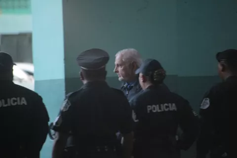 Tribunal de Juicio Oral permite a defensa de Ricardo Martinelli y querellantes revisar cuadernillos en caso 'pinchazos'