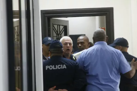 Audiencia oral a Ricardo Martinelli es a puerta cerrada por reproducción de disco compacto